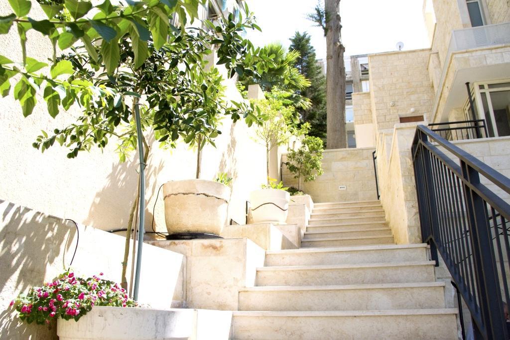 Casa De Aharon Apartments Haifa Eksteriør billede