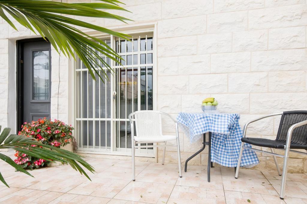 Casa De Aharon Apartments Haifa Eksteriør billede