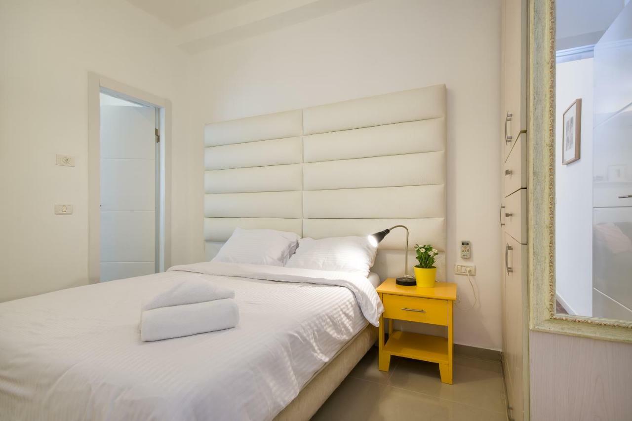 Casa De Aharon Apartments Haifa Eksteriør billede